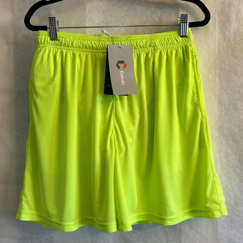Cakulo Athletic Men's Neon Green Workout Shorts lightweight NWT. Sz-M. BB15